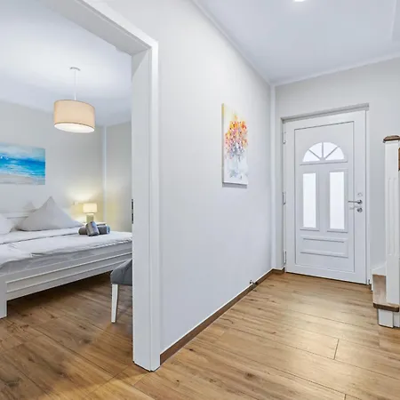 Reethaus Elisa Mit Sauna, Kamin Und Garten 펜션 *